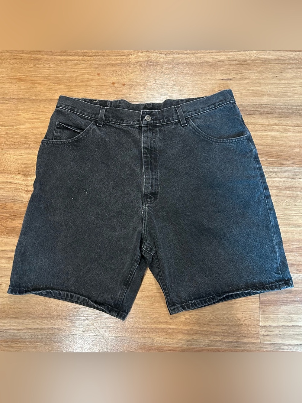 Wrangler Men’s Black size 40 Jean Shorts